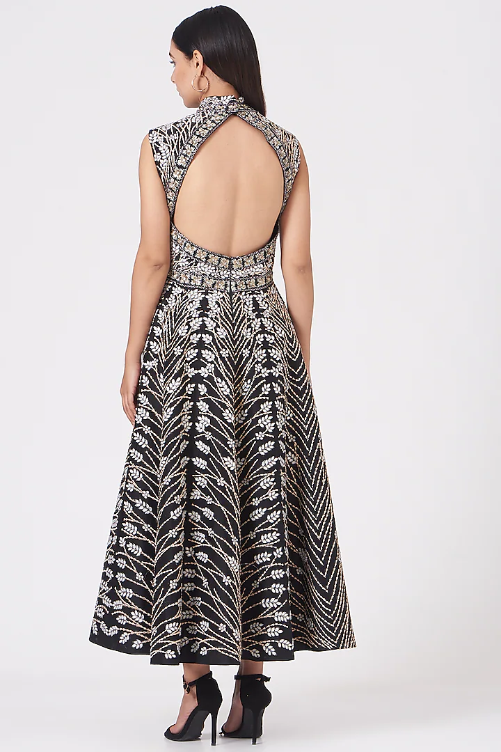 Keyhole neck gown