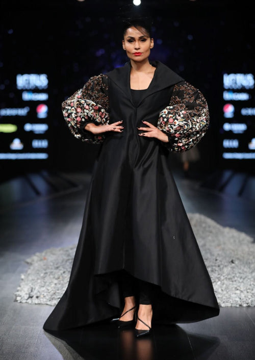 Balloon sleeves jacket dress with a black cotton inner dress - samantchauhan