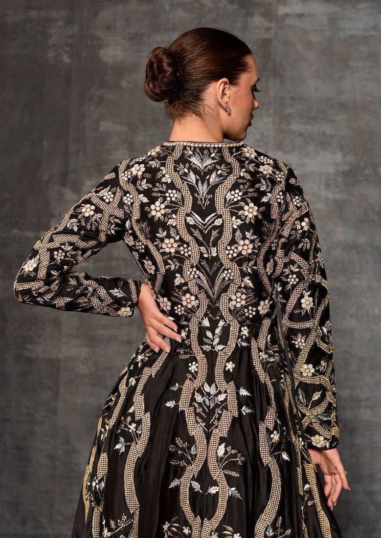 Embriodered Gown - samantchauhan