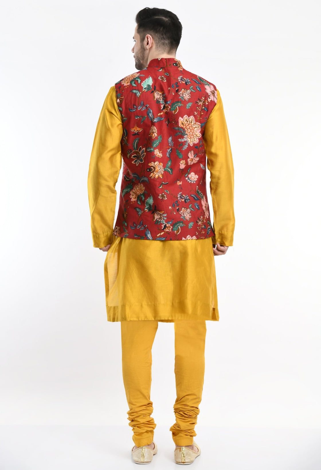 Kurta & Churidar set topped with a waist coat. - samantchauhan Apparel & Accessories