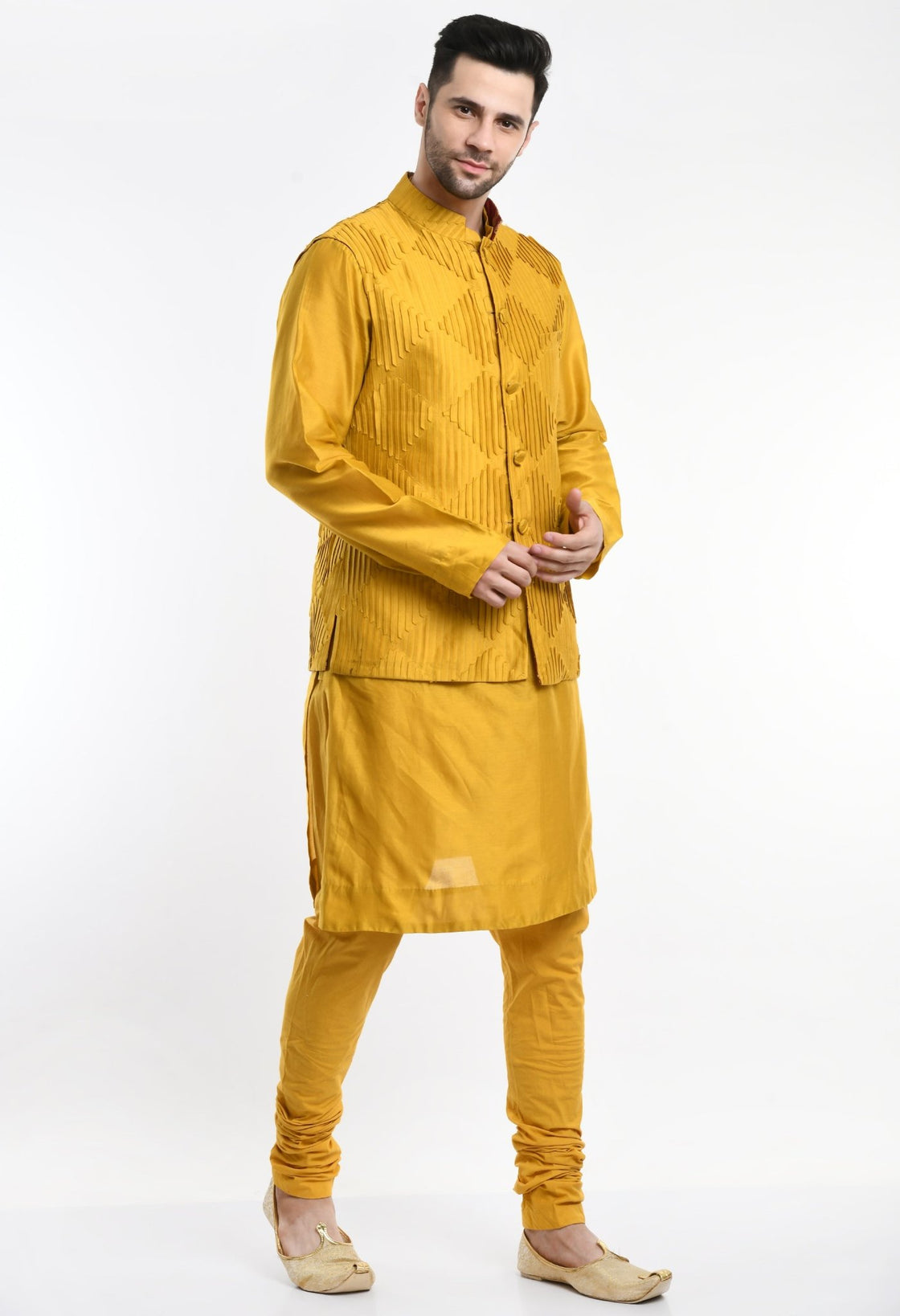 Kurta & Churidar set topped with a waist coat. - samantchauhan Apparel & Accessories