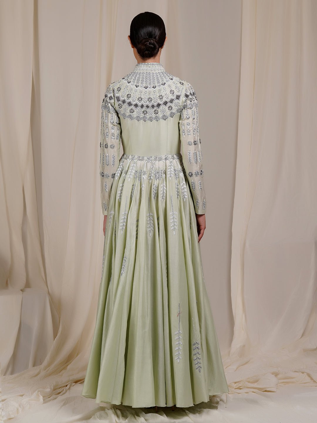 Mandarin Collared Gown - samantchauhan