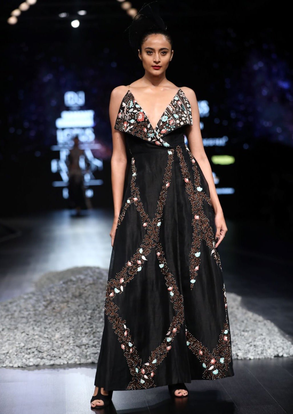 Overlap neck gown - samantchauhan