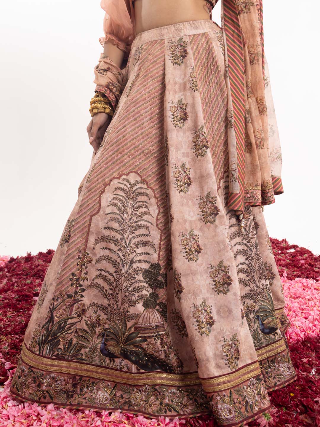 Stunning lehenga ensemble that beautifully merges tradition with modern aesthetics - samantchauhan Apparel & Accessories