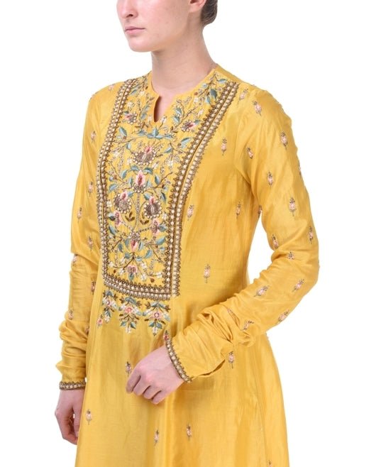 Asymmetrical Kurta & Ruffle Dupatta - samantchauhan
