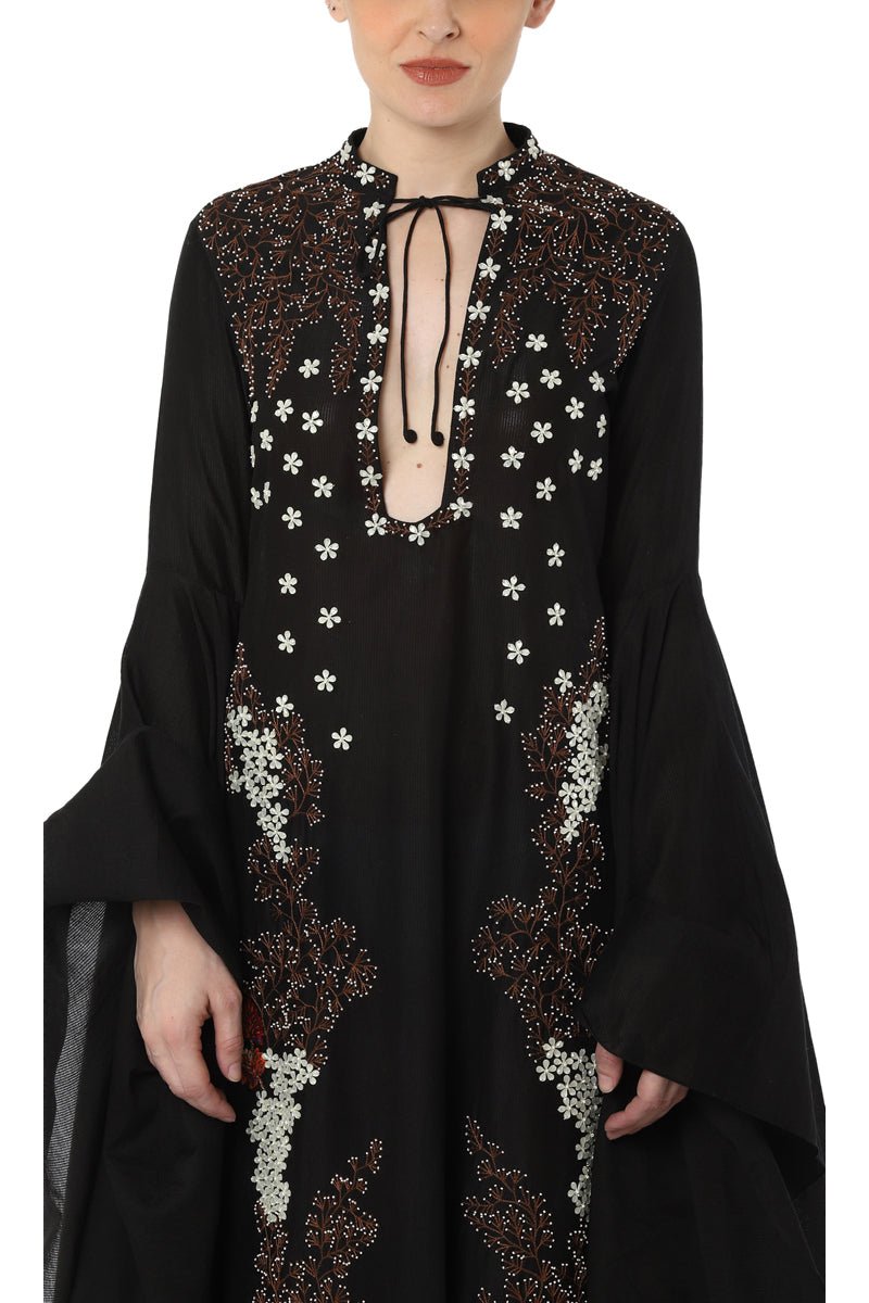 Elongated sleeves gown - samantchauhan