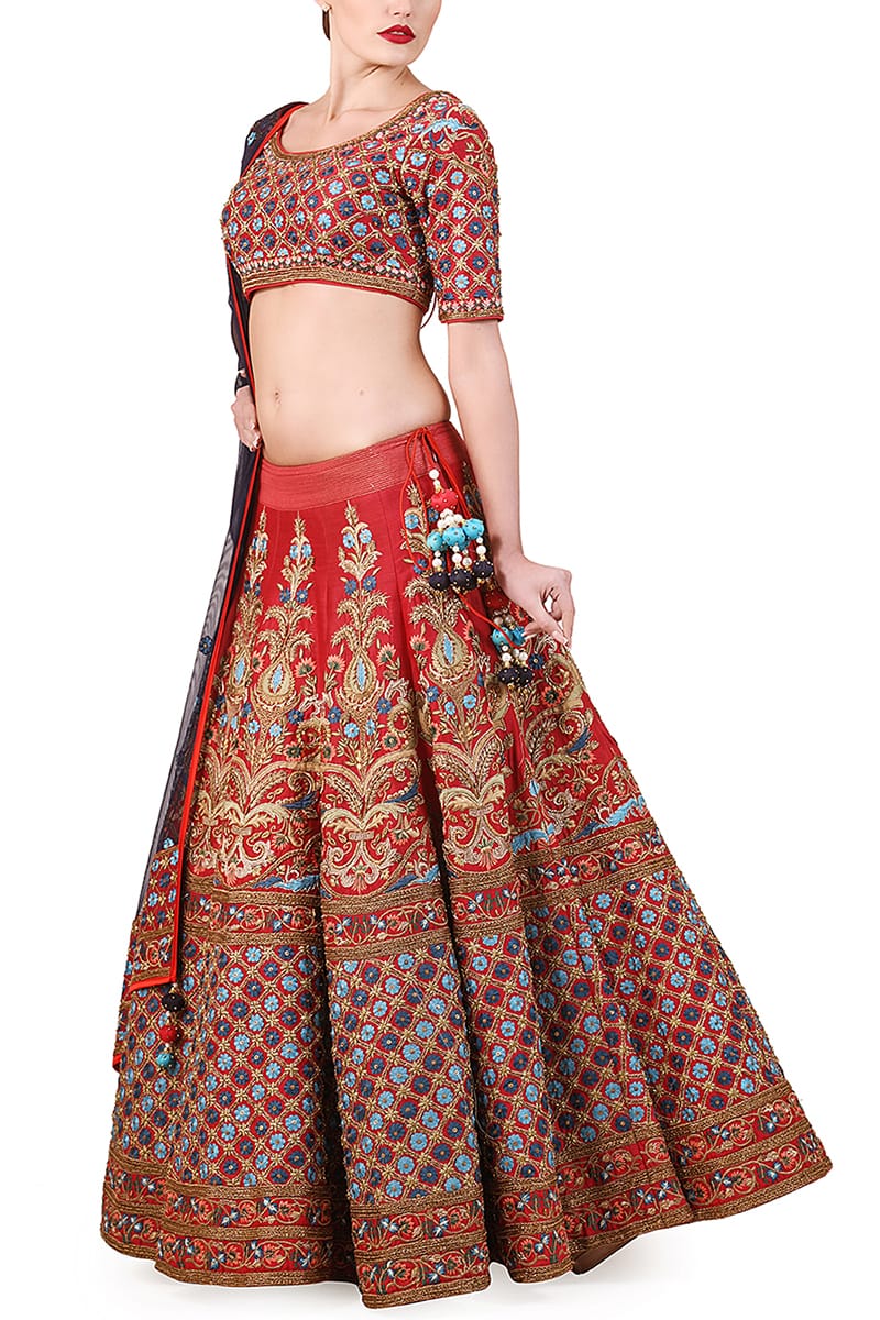 Embroidered Lehenga set - samantchauhan