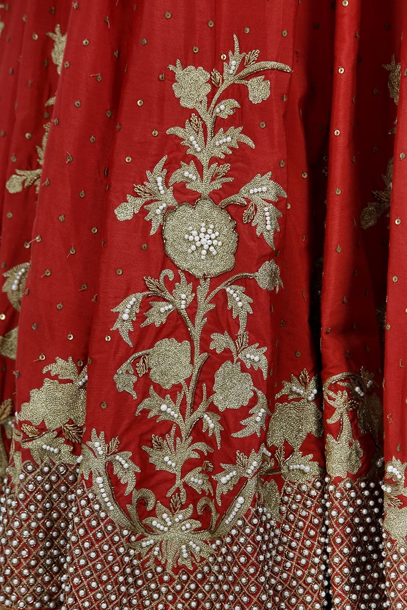 Embroidered Lehenga set - samantchauhan