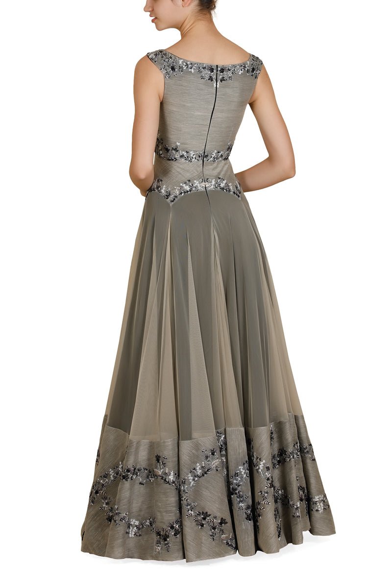 Fit & flare Embroidered Gown - samantchauhan