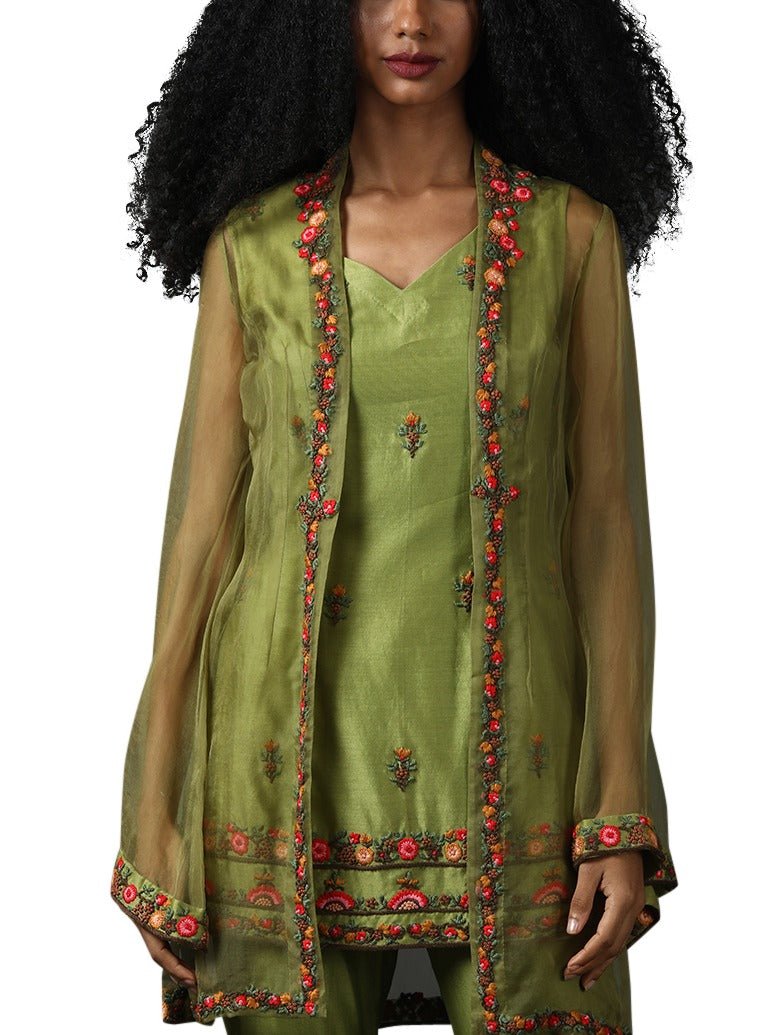 Green cotton silk sarara set with red dupatta - samantchauhan