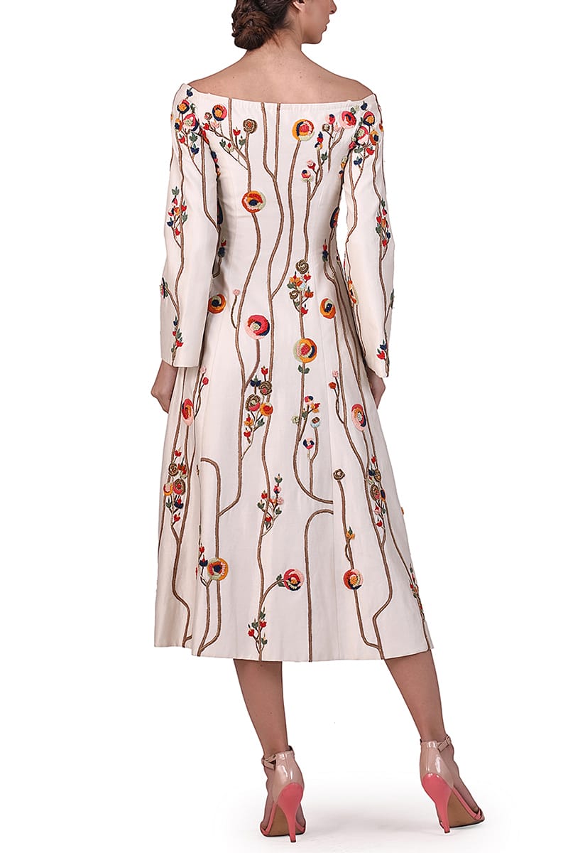 Peplum Sleeved Embroidered Dress - samantchauhan