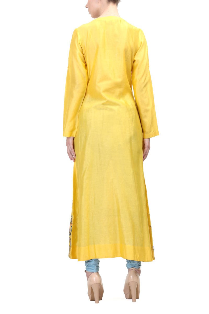 Vibrant Floral Embroidered Kurta - samantchauhan