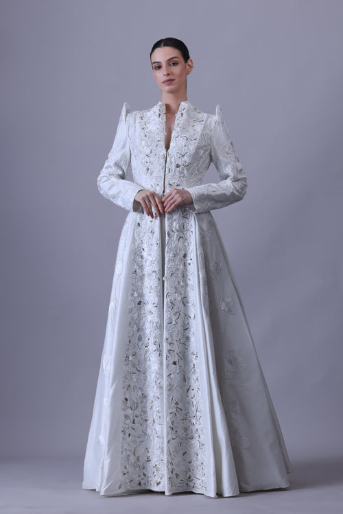 Make a bold statement in this regal full-sleeve gown