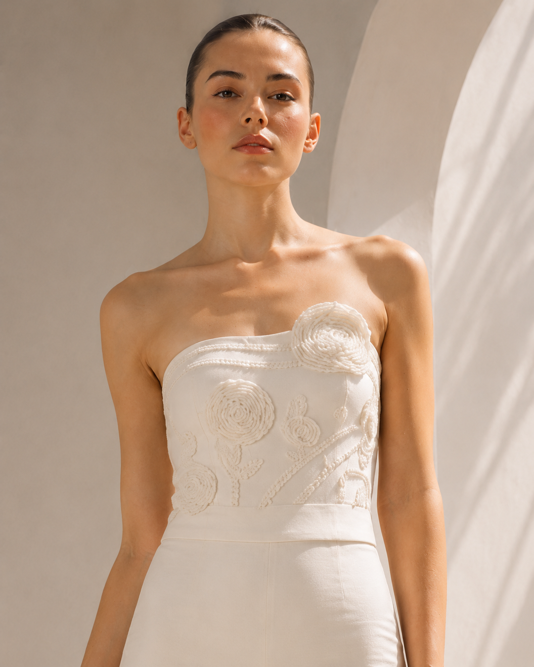 Embroidered Ivory jumpsuit with elegance