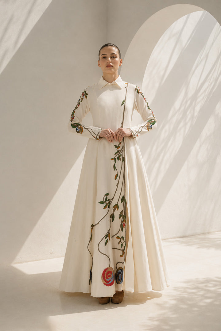 Ivory Gown With Collared Floral Grace