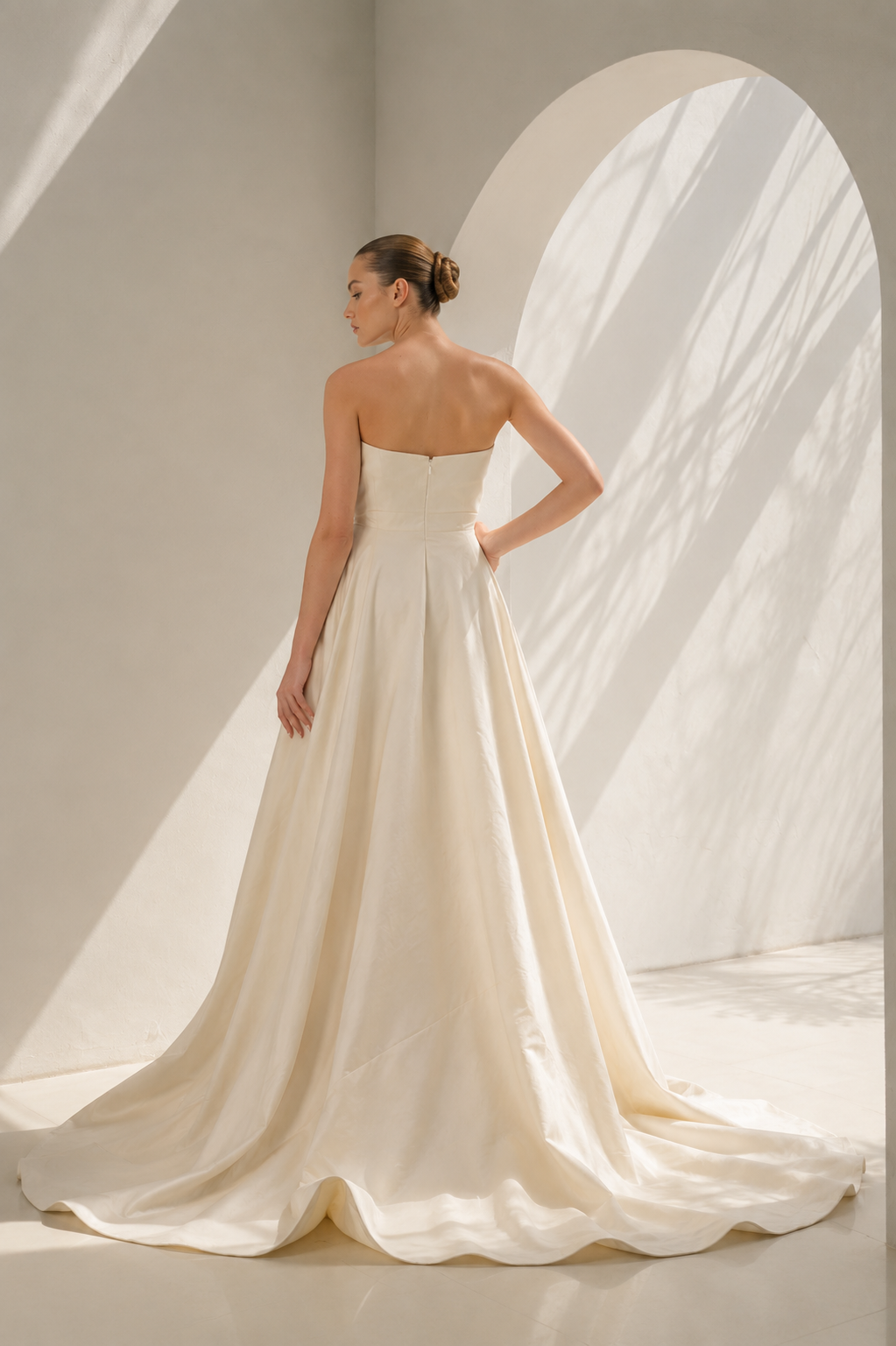 Ivory Bustier Gown With Sweetheart Charm