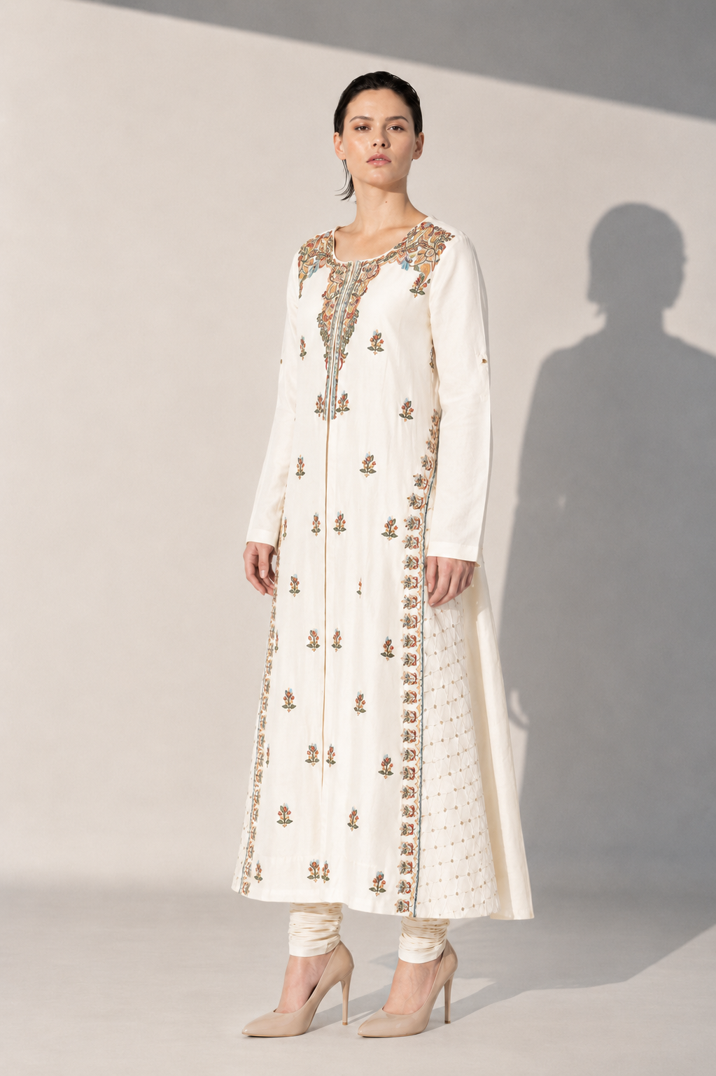 Ivory Straight Kurta With Floral Embroidered