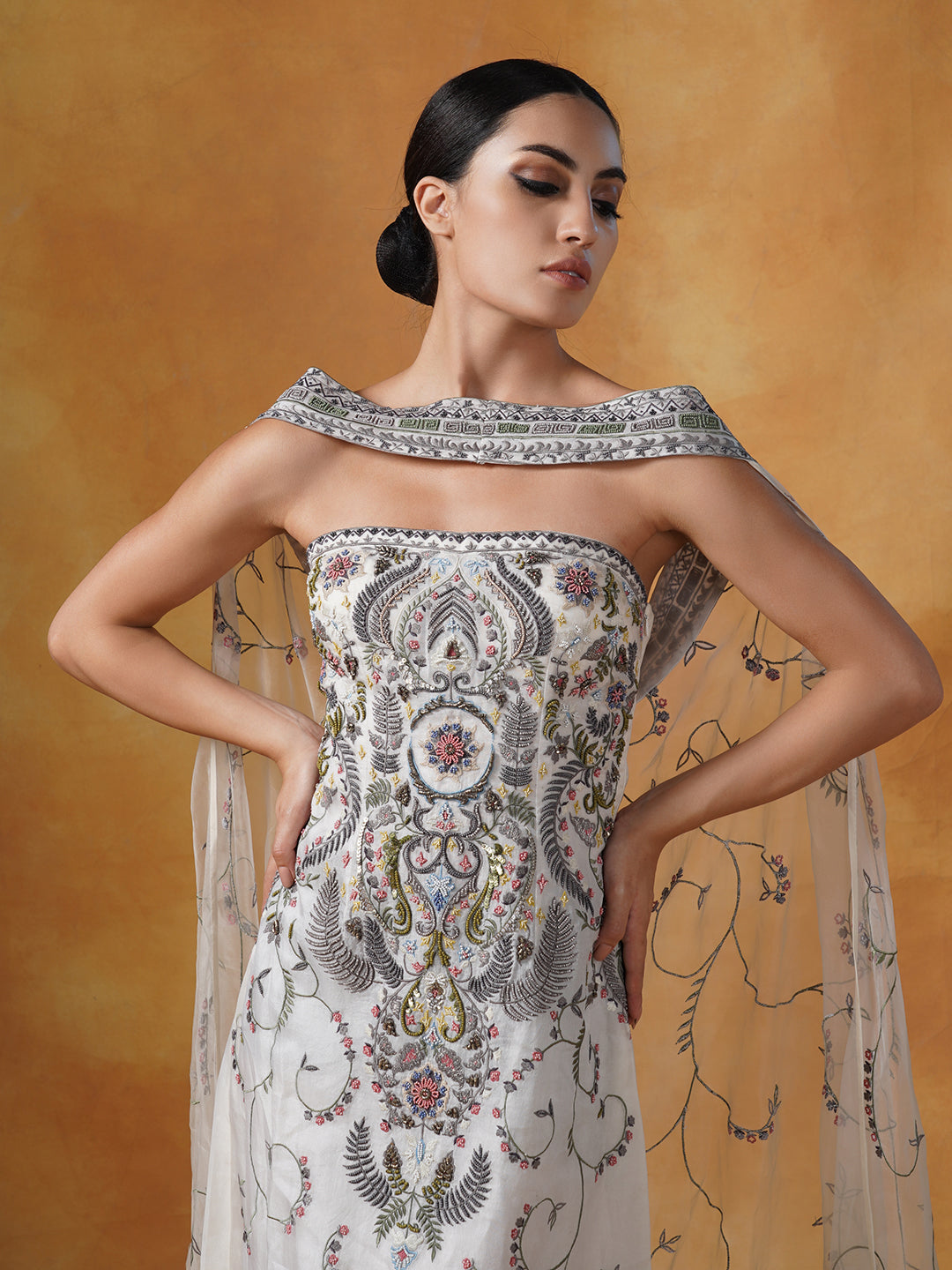 Cotton silk tube dress with an organza cape