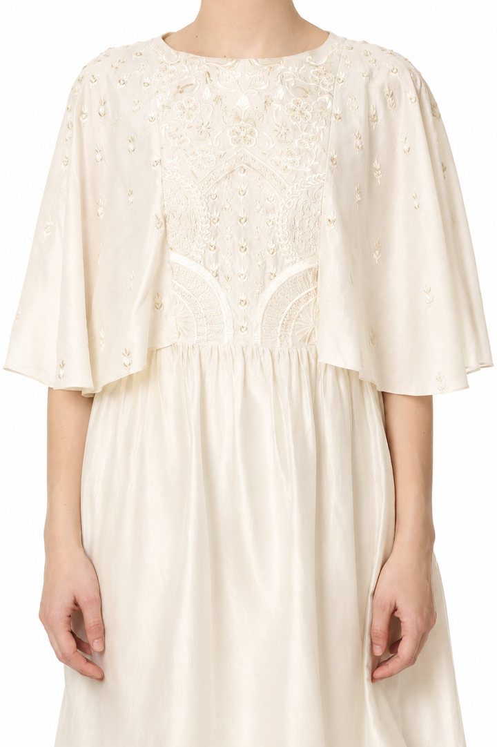 Ivory Embroidered Chanderi Silk Kurta Set