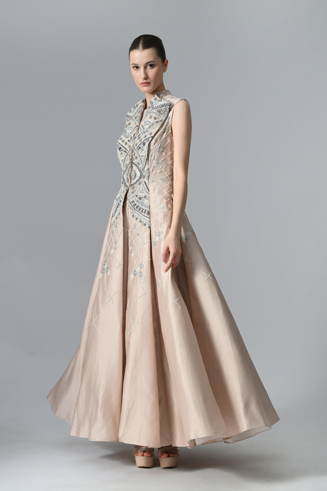 Lapel Collar Embroidered Gown