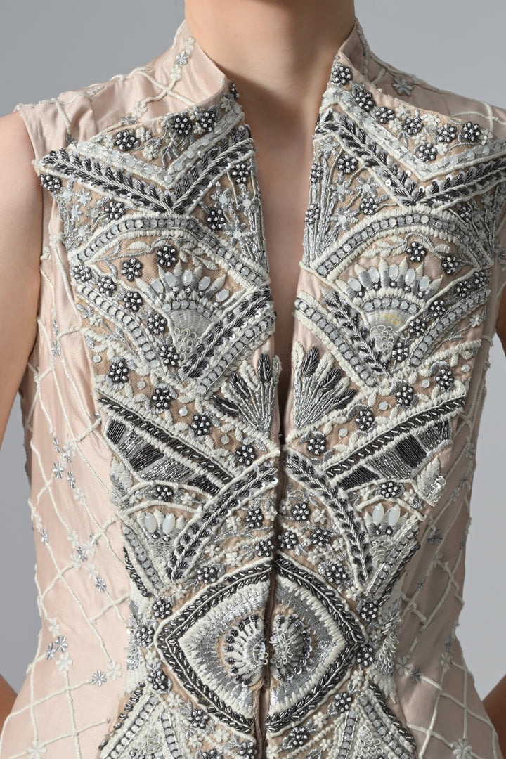 Lapel Collar Embroidered Gown