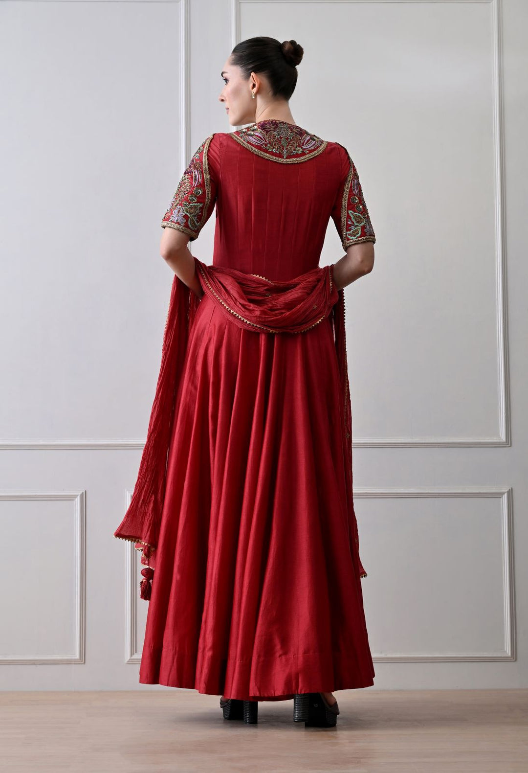 Red Anarkali Set
