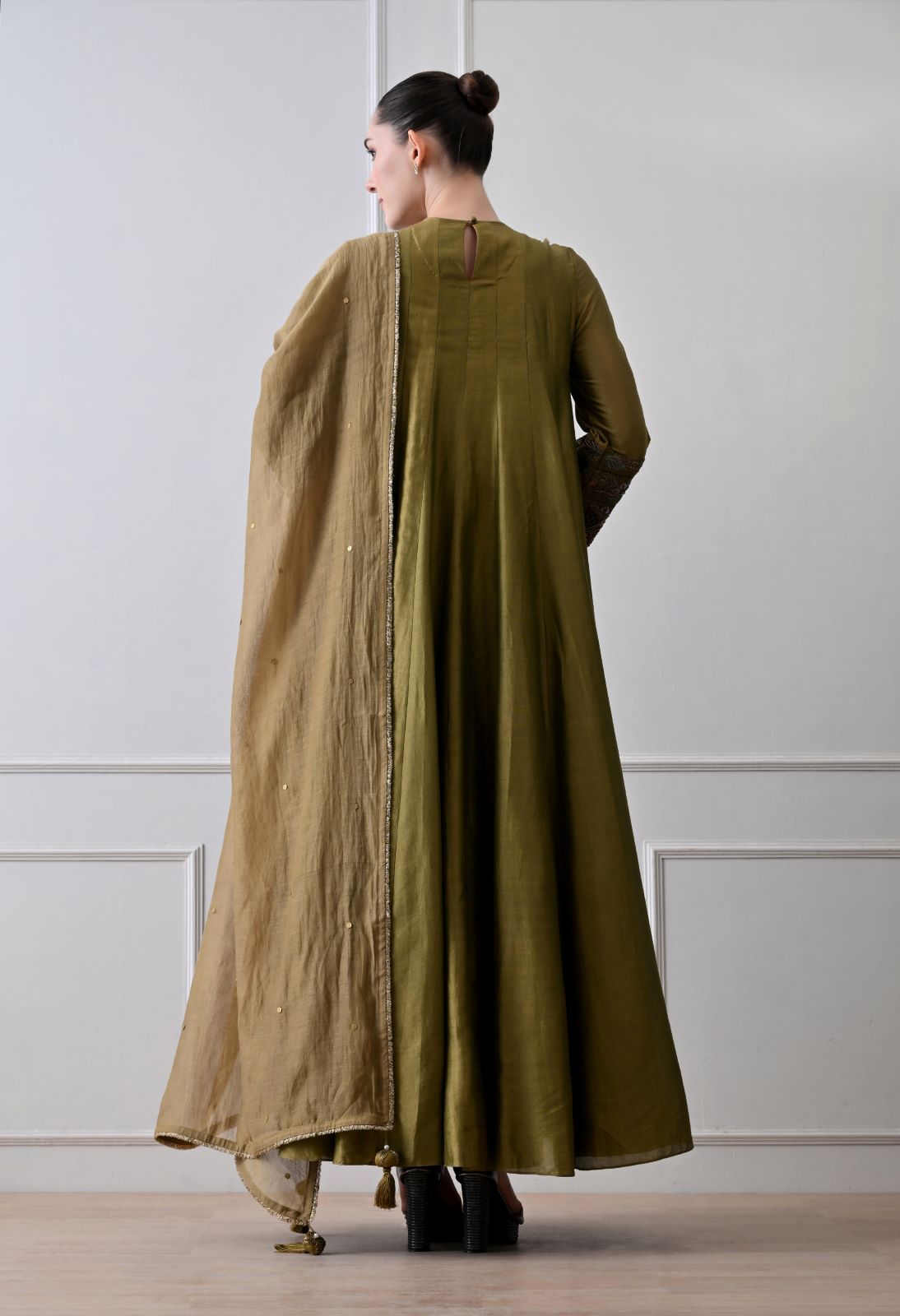 Scarlet Olive Anarkali Set