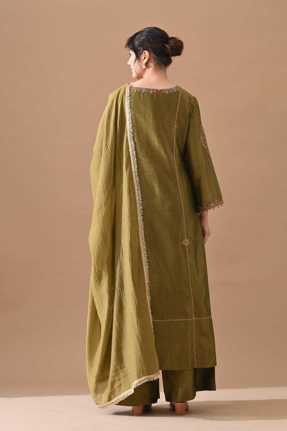 Olive Green Sleek Thread Embroidered Suit Set