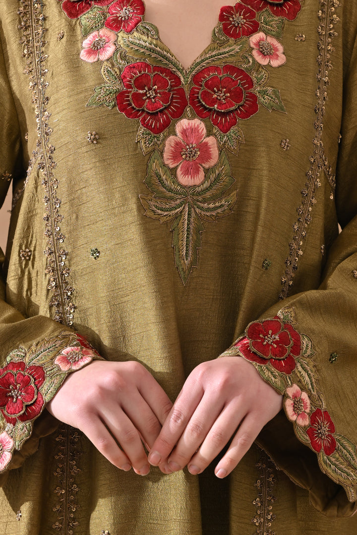 Olive Detailed Thread Embroidered Suit Set