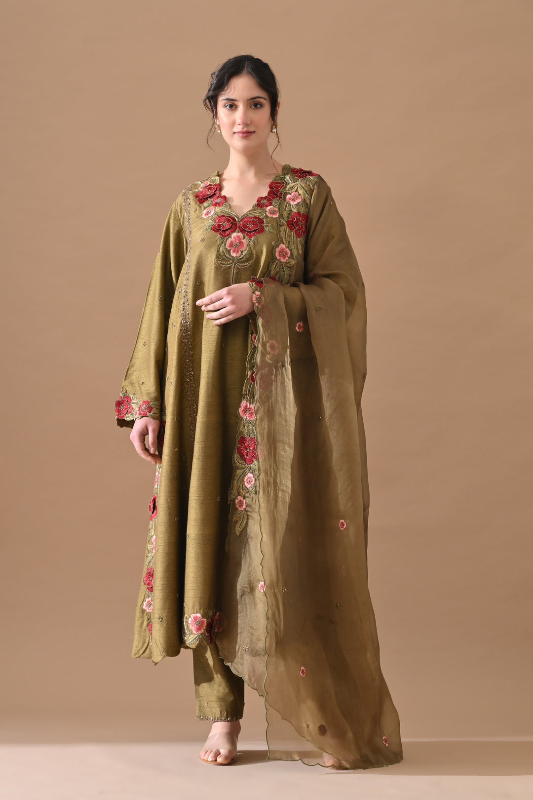 Olive Detailed Thread Embroidered Suit Set