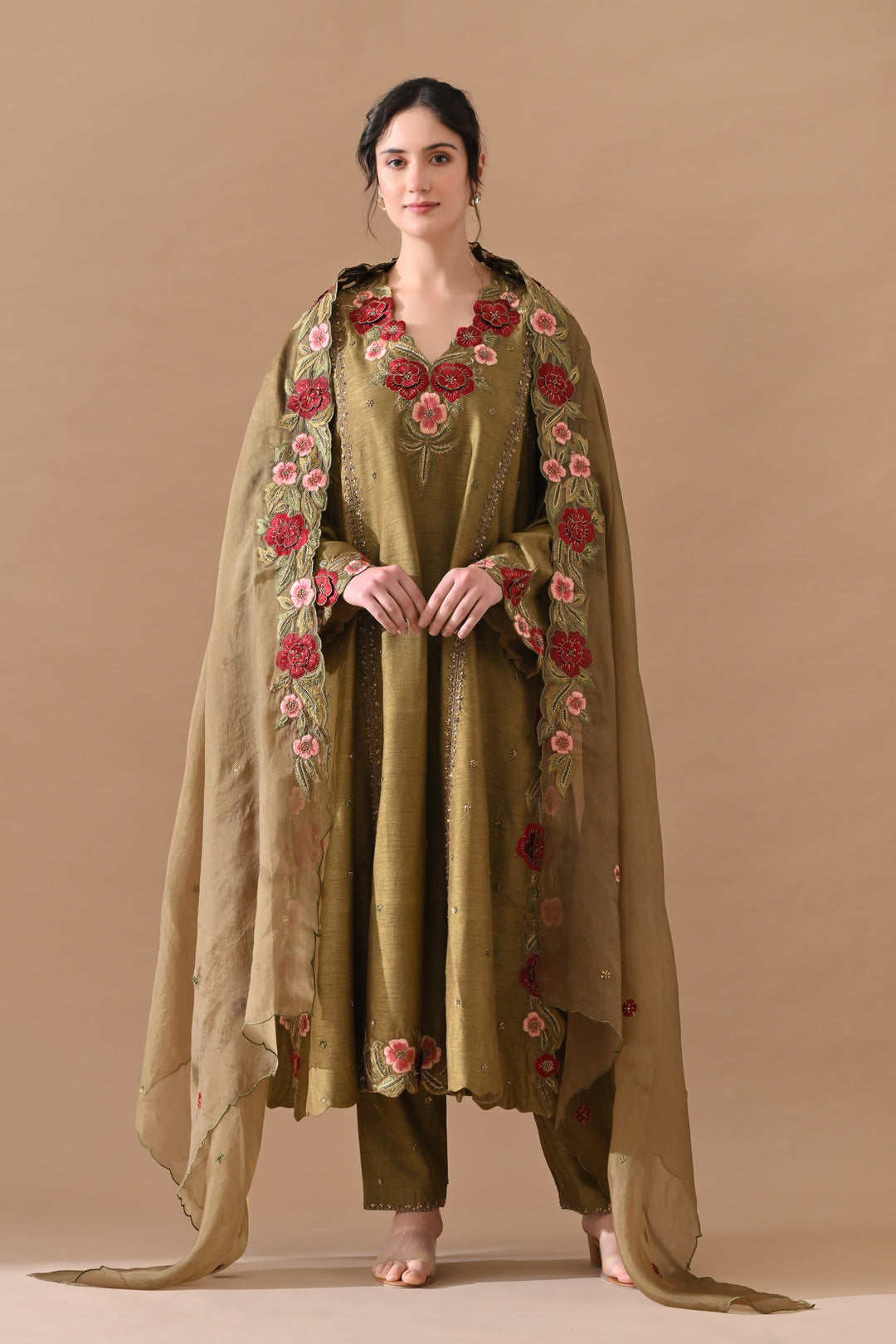 Olive Detailed Thread Embroidered Suit Set