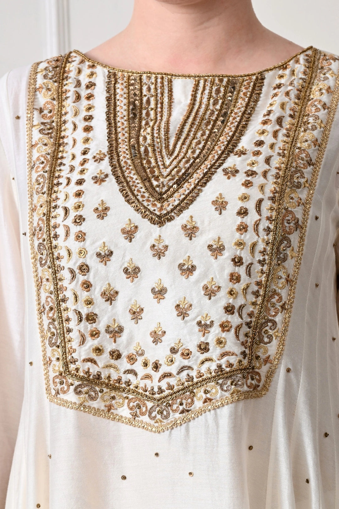 Ivory Keyhole Yoke Embroidered Kurta Set