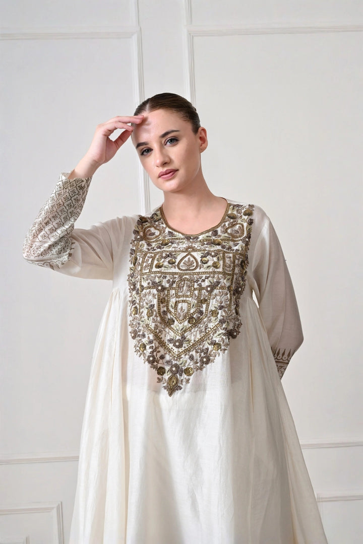 Ivory Zardozi Yoke Kurta Set with Lattice Border