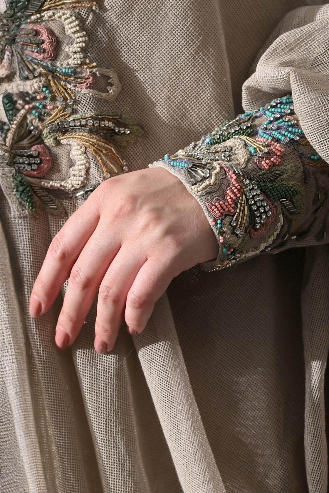 Biege Kaftan With Hand-Embroidered Motif And Soft Gathered Volume