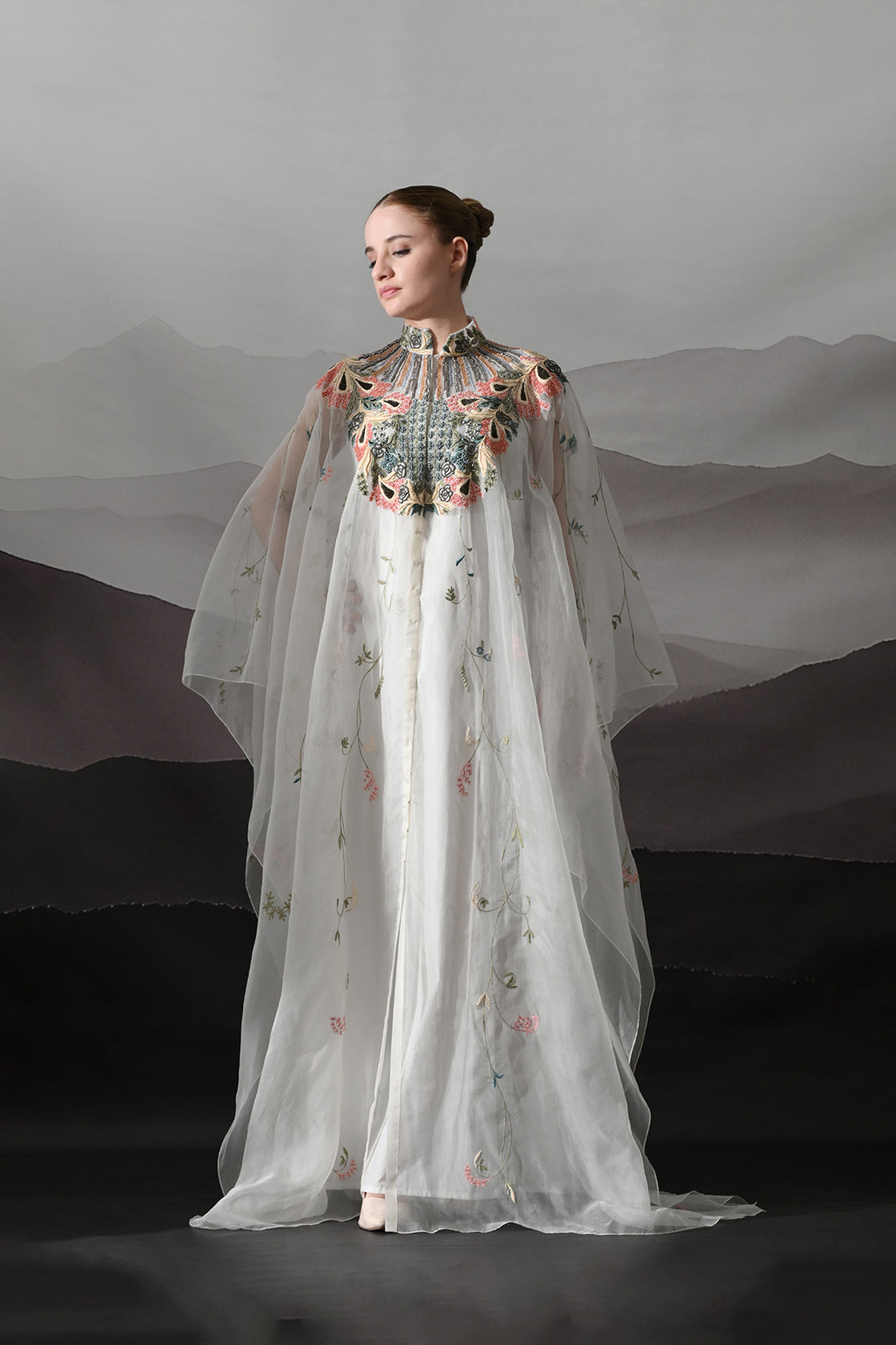 Ivory Kaftan With Detailed Neckwork