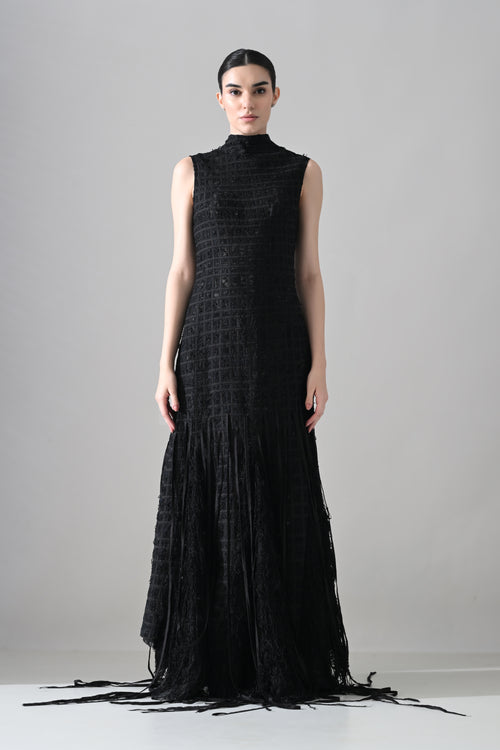 Black Sleeveless Grid-Textured Silhouette