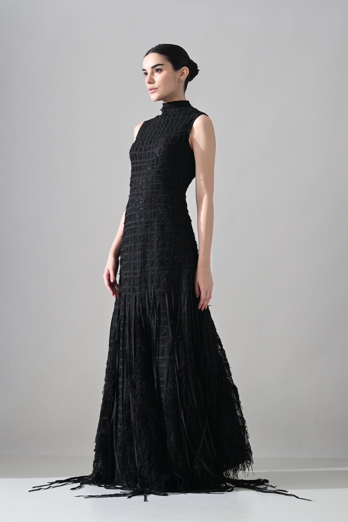 Black Sleeveless Grid-Textured Silhouette