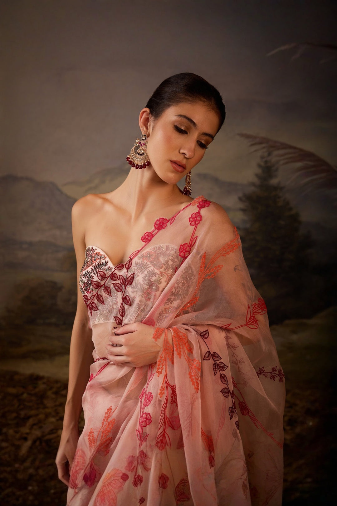 Ivory Pink Rosette Threadwork Embroidered Saree Set