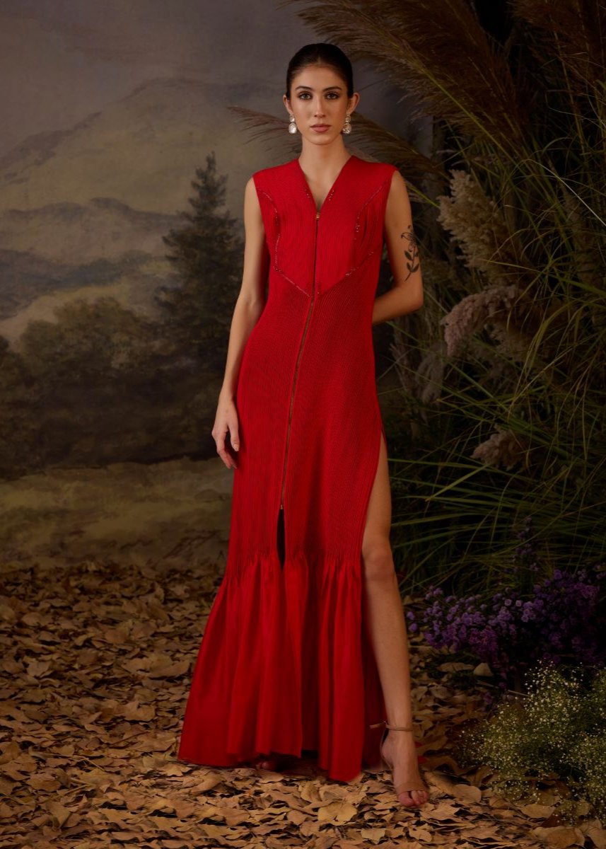 Featured Here Is A red  Cotton Silk Dori texture Gown