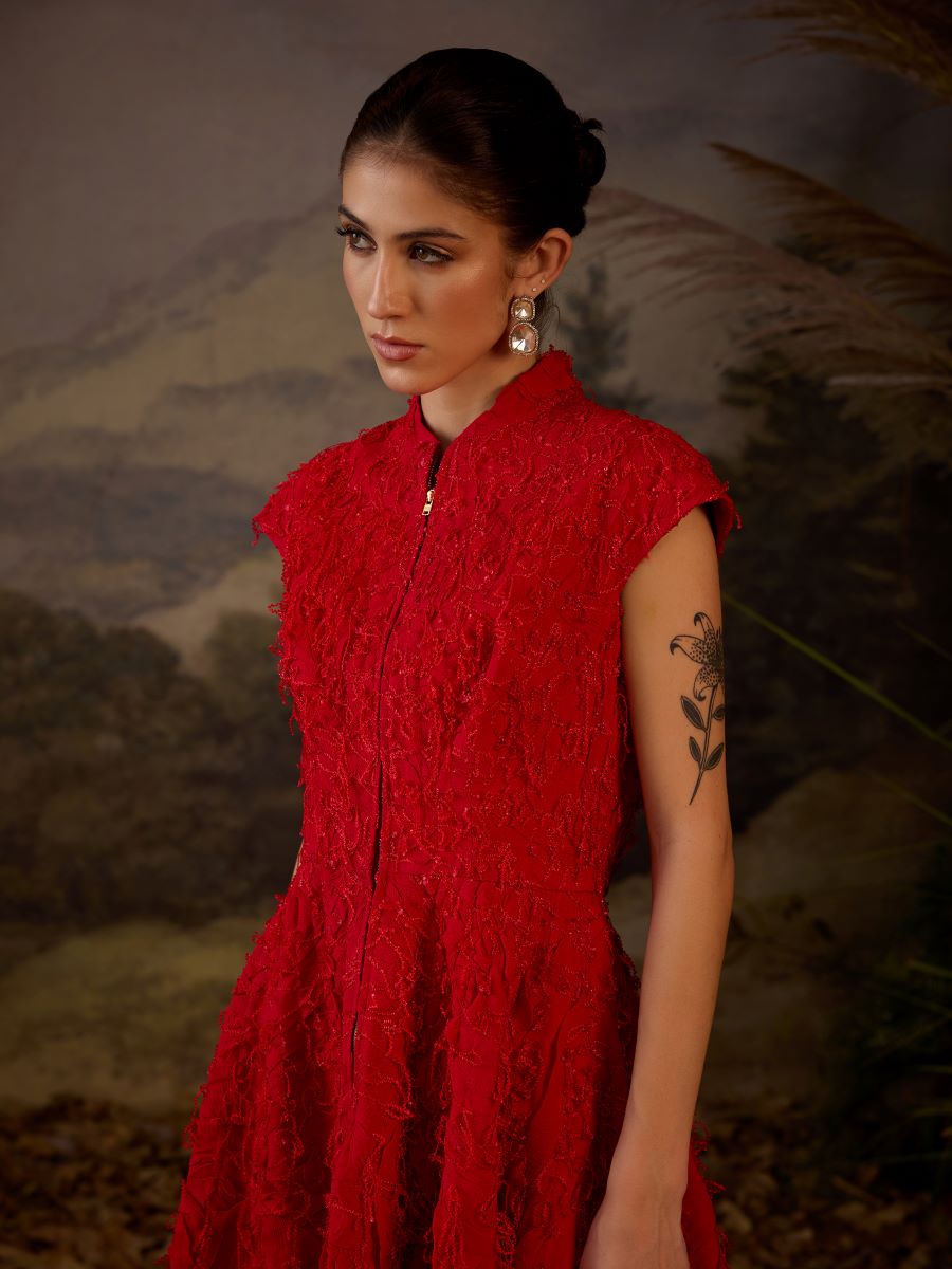 A red Textured  short dress