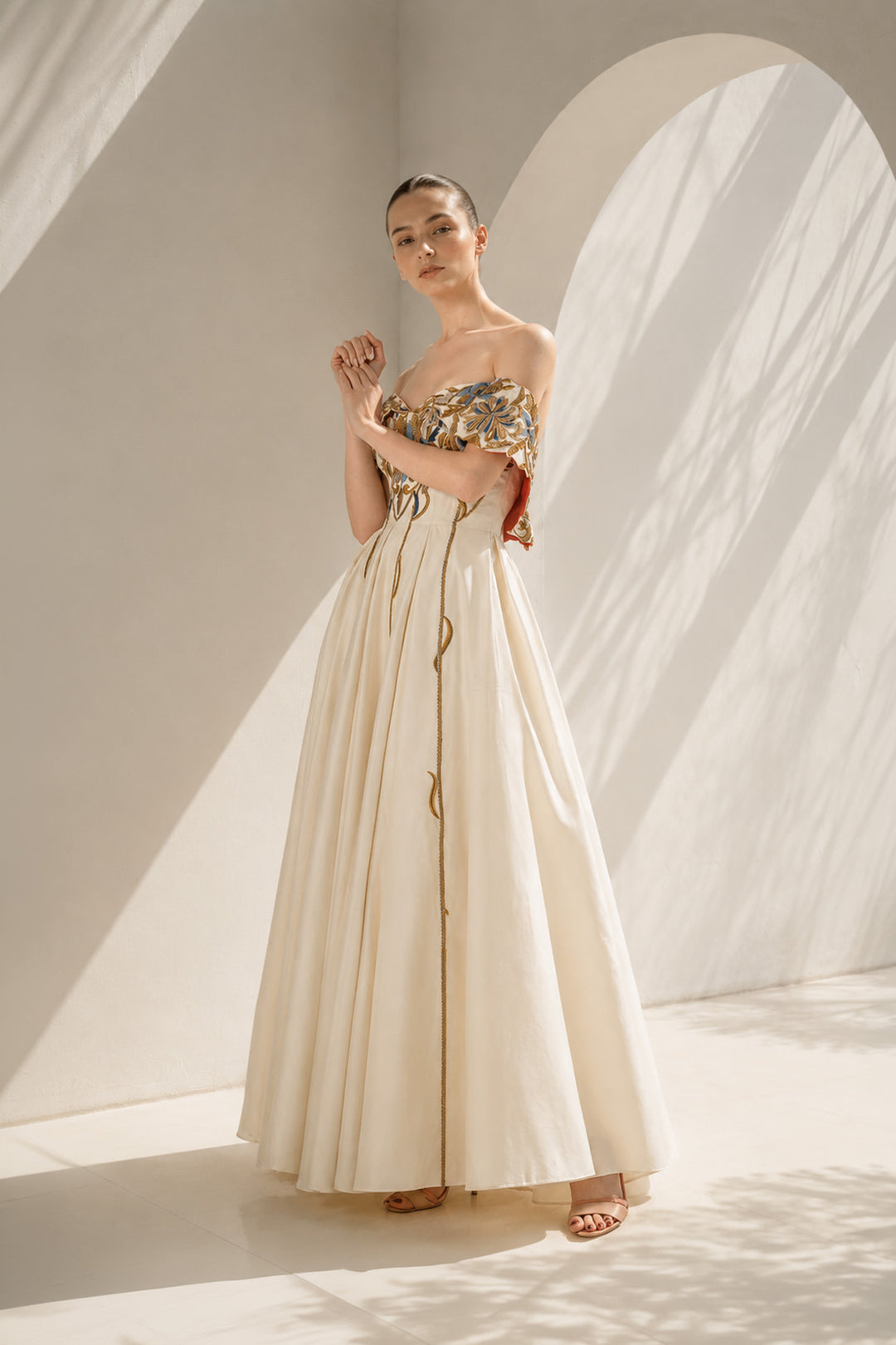 Ivory Gown With Sweetheart Elegance