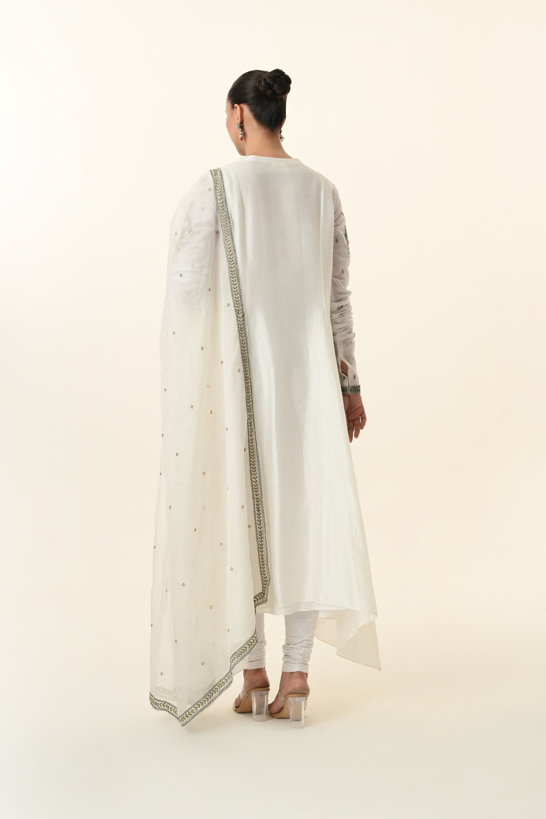 Ivory Floral Paisley Embroidered Kurta Set