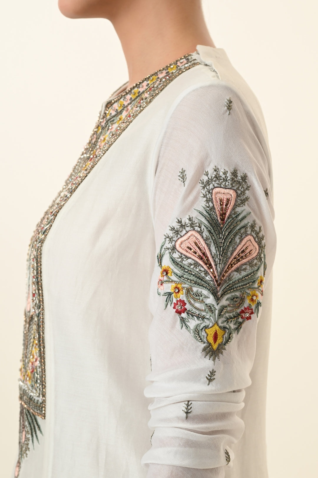 Ivory Floral Paisley Embroidered Kurta Set
