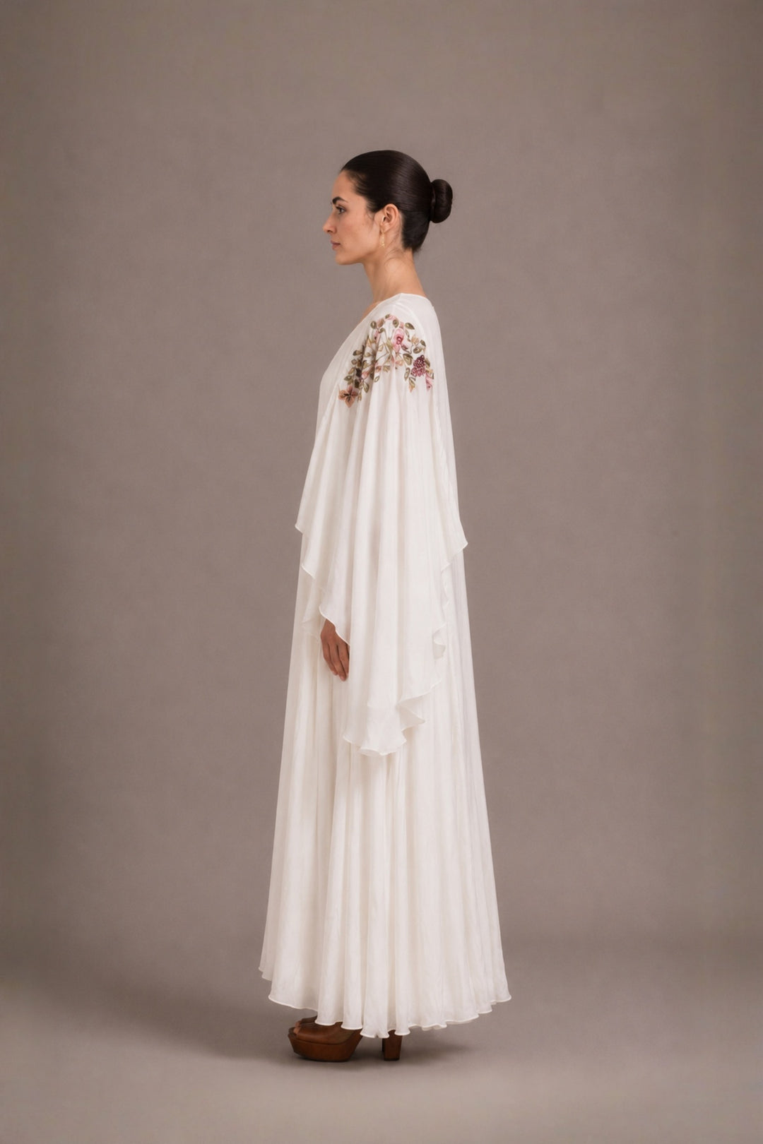 Sleeve Embroidered Kaftan
