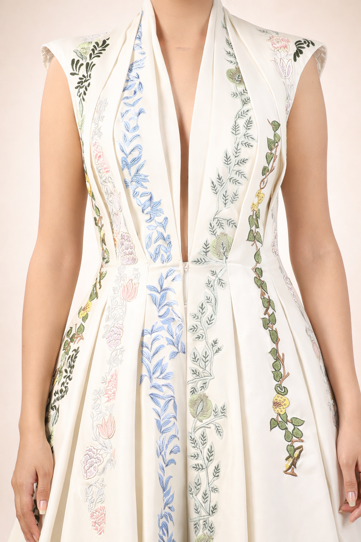 Lapel Collar Embroidered Gown