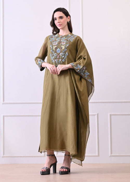 A comfortable yet elegant olive kaftan-style dress
