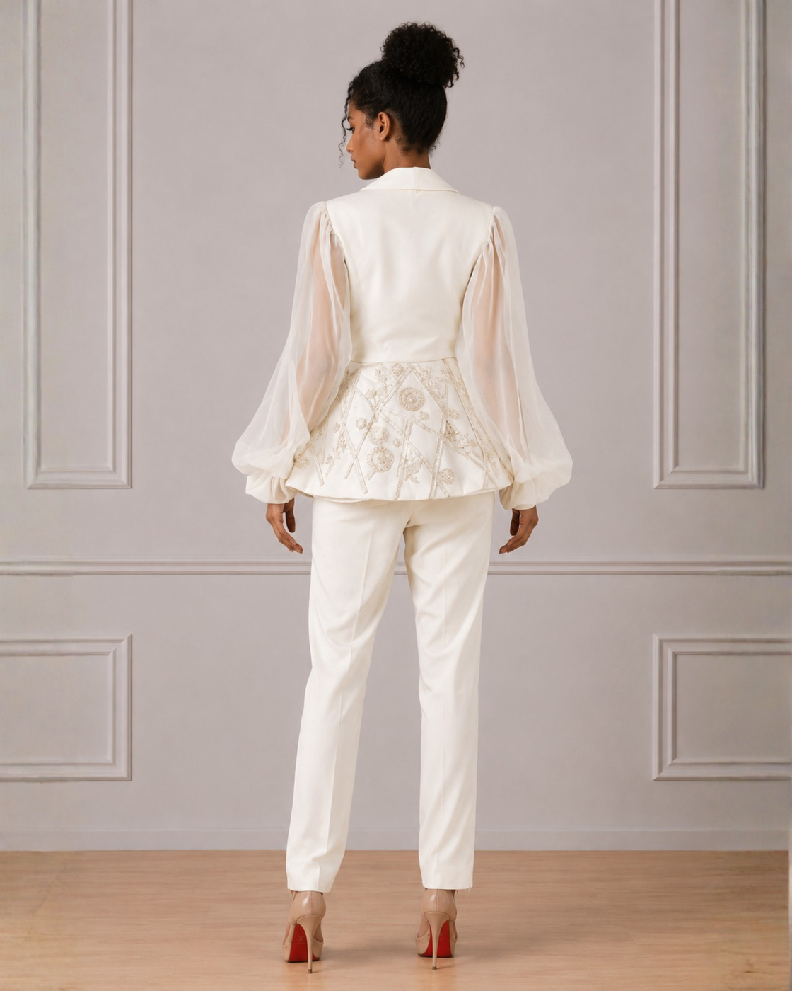 Splurging neckline top with pants