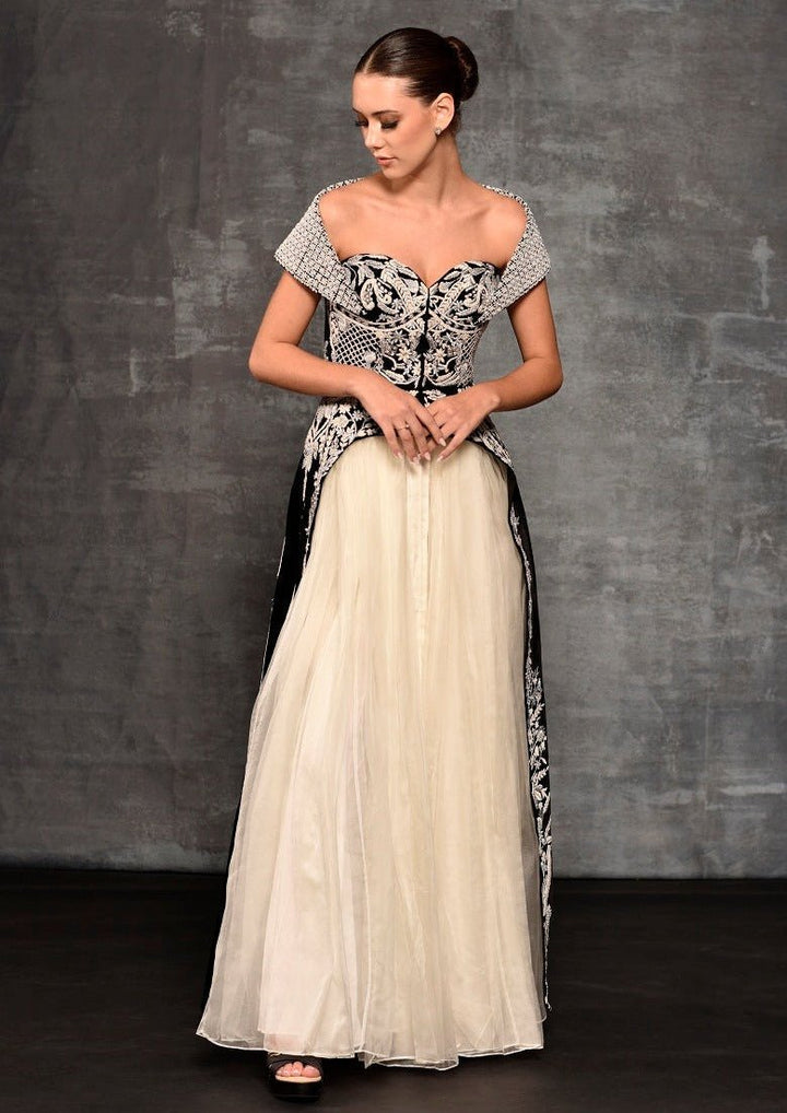 Bustier Front - Opening Gown - samantchauhan