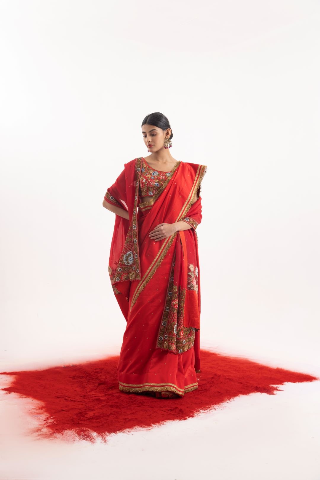 Luxurious 3 - piece set showcasing a red embroidered saree - samantchauhan Apparel &amp; Accessories