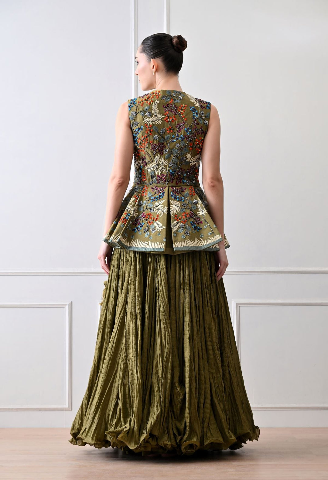 Make a statement with this exquisite olive sleeveless peplum jacket - samantchauhan Apparel &amp; Accessories